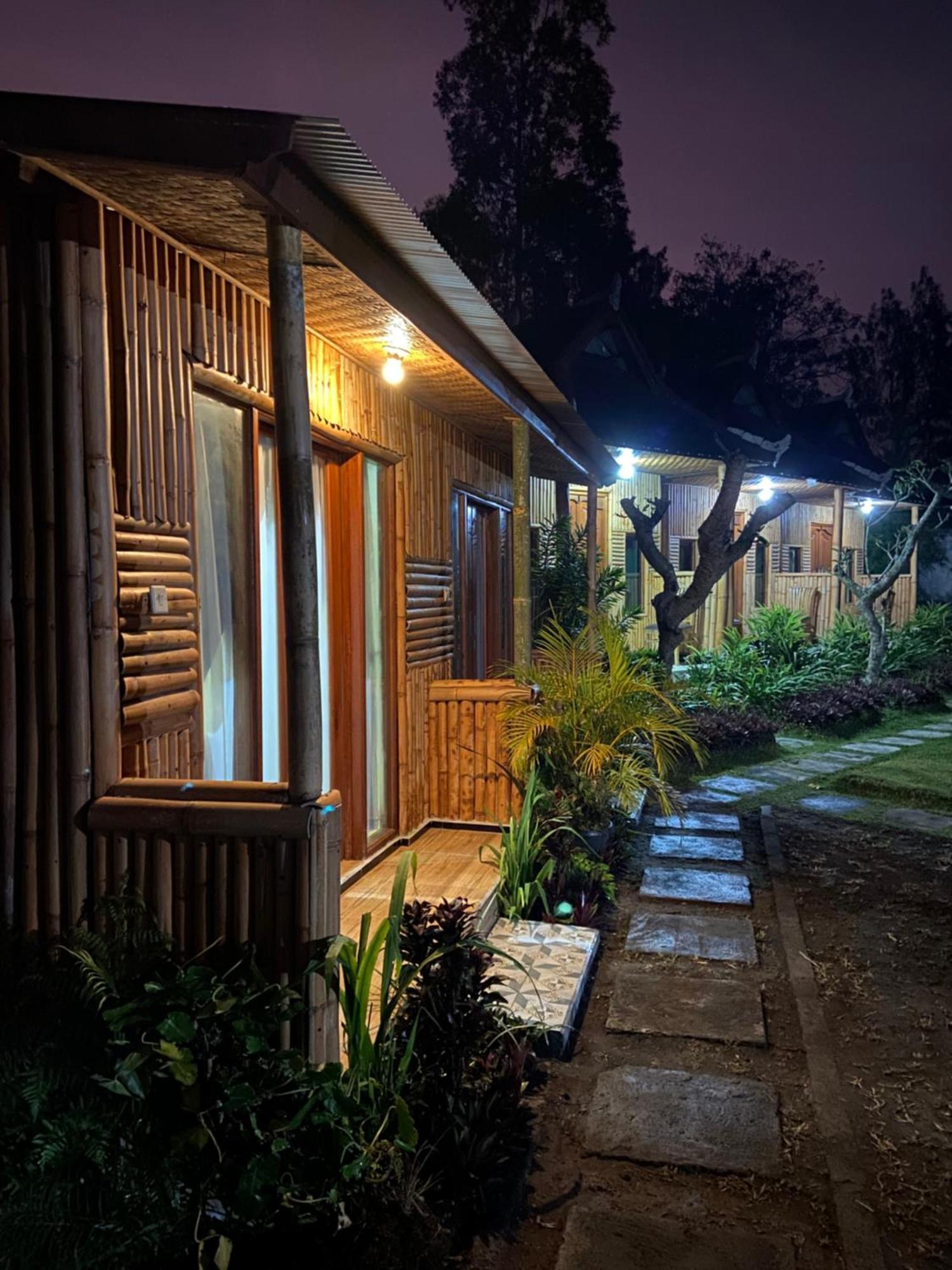 D'Yoga Bamboo House Kintamani Exterior foto